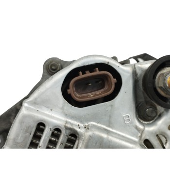Recambio de alternador para kia sorento 2.5 crdi referencia OEM IAM 373004A300 110A 021319212
