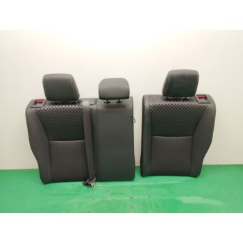 Recambio de asientos traseros para mazda 2 hybrid 1.5 12v referencia OEM IAM   