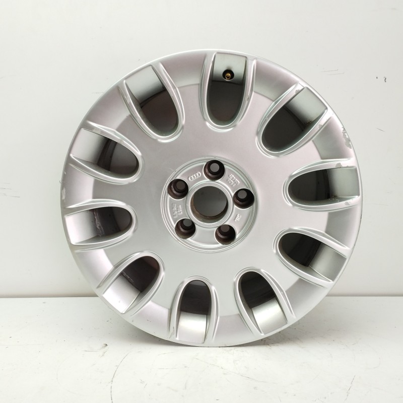 Recambio de llanta para audi a8 (4e2) 3.0 v6 24v tdi referencia OEM IAM 4E0601025J 8JX17H2ET34 