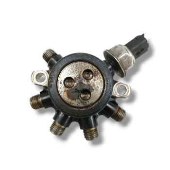 Recambio de rampa inyectora para ford focus sportbreak (cap) trend referencia OEM IAM 4M5Q9D280DA  5WS40039