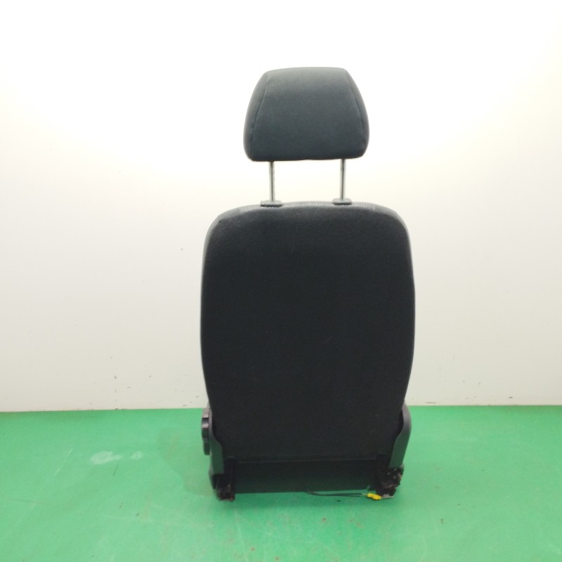 ASIENTO DELANTERO IZQUIERDO OBSERVAR FOTOS NECESITA REPARACION