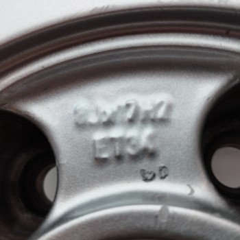 Recambio de llanta para audi a8 (4e2) 3.0 v6 24v tdi referencia OEM IAM 4E0601025J 8JX17H2ET34 
