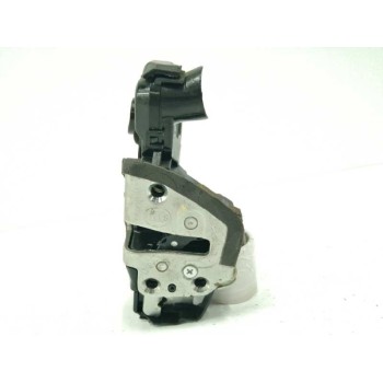 Recambio de cerradura puerta delantera derecha para toyota auris 1.4 turbodiesel cat referencia OEM IAM   