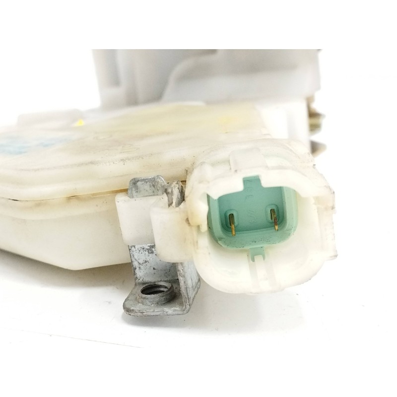 CERRADURA PUERTA TRASERA IZQUIERDA 89A909