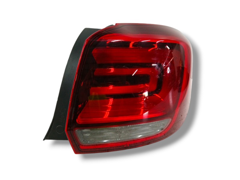 Recambio de piloto trasero derecho para dacia sandero referencia OEM IAM 265502257R SIN PORTALAMPARA 90113247