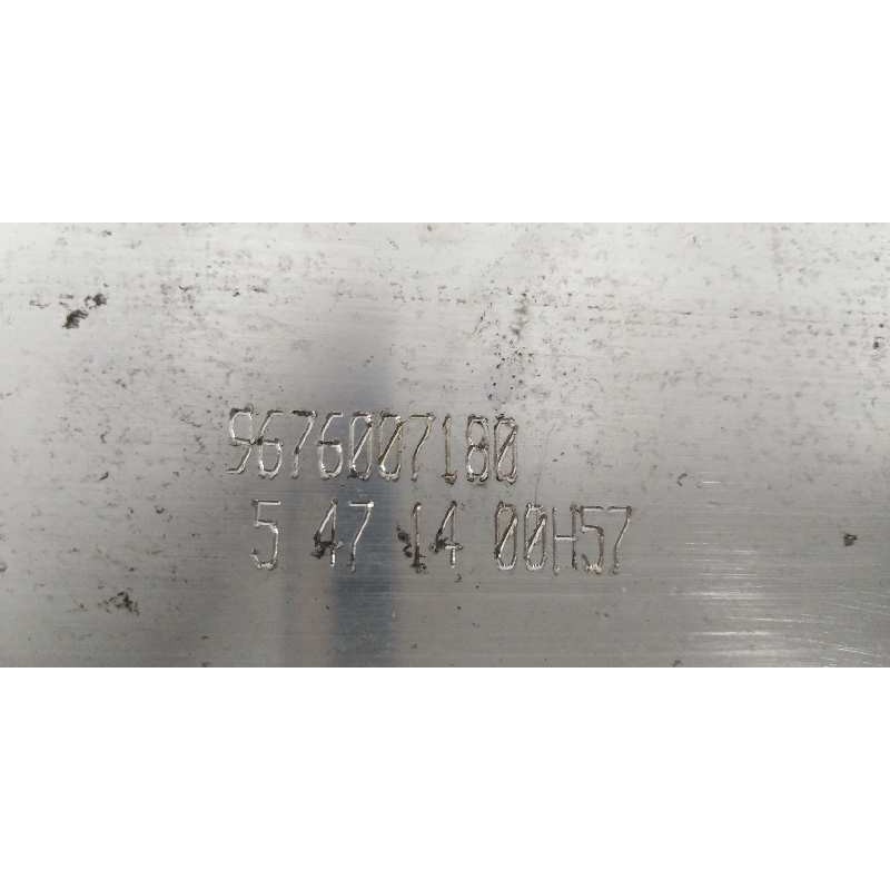 REFUERZO PARAGOLPES TRASERO