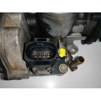 Recambio de caja mariposa para volkswagen polo berlina (6n1) 1.6 referencia OEM IAM 030133064F  