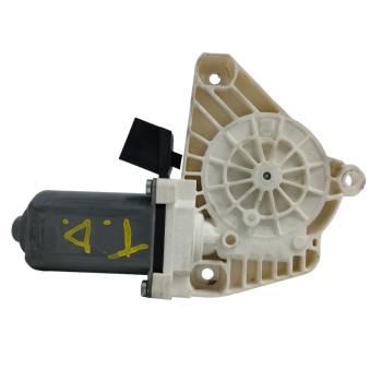 Recambio de motor elevalunas trasero derecho para mercedes-benz clase b (w245) 2.0 cdi cat referencia OEM IAM A1698204642 996147