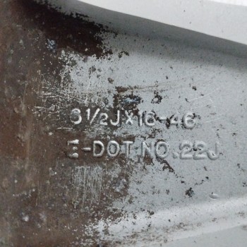 Recambio de llanta para hyundai tucson (jm) 2.0 crdi referencia OEM IAM 529102E300 6,5JX16 ET46 5H 5X114