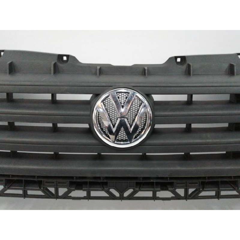 REJILLA DELANTERA HVW9068800385 9068800385