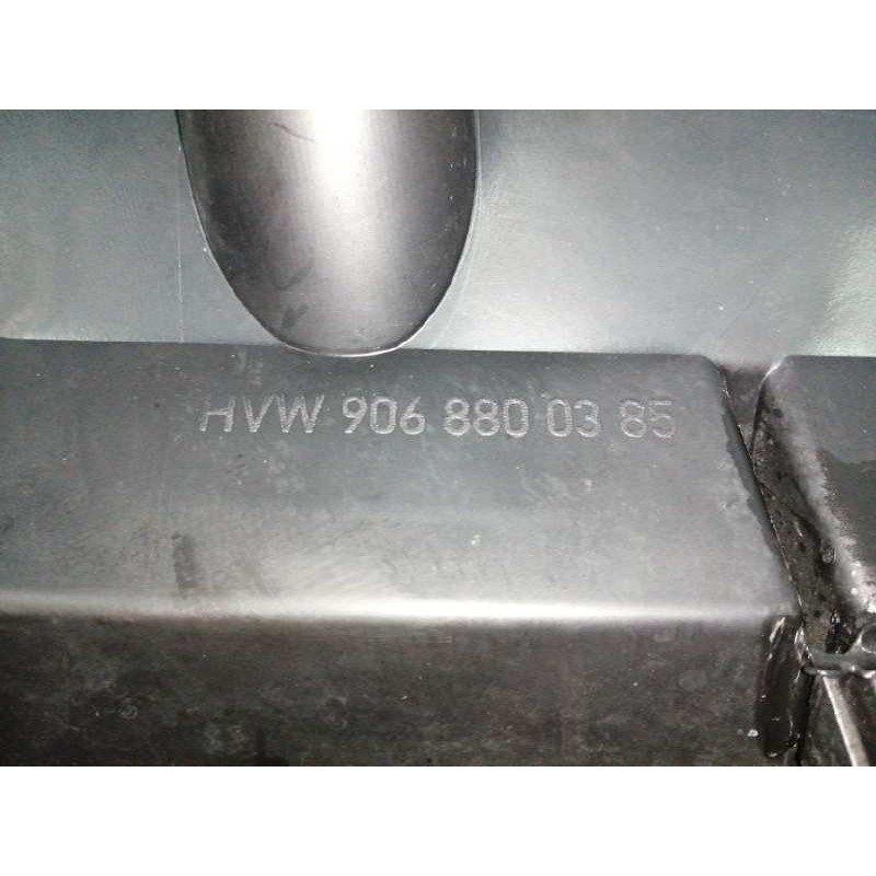 REJILLA DELANTERA HVW9068800385 9068800385