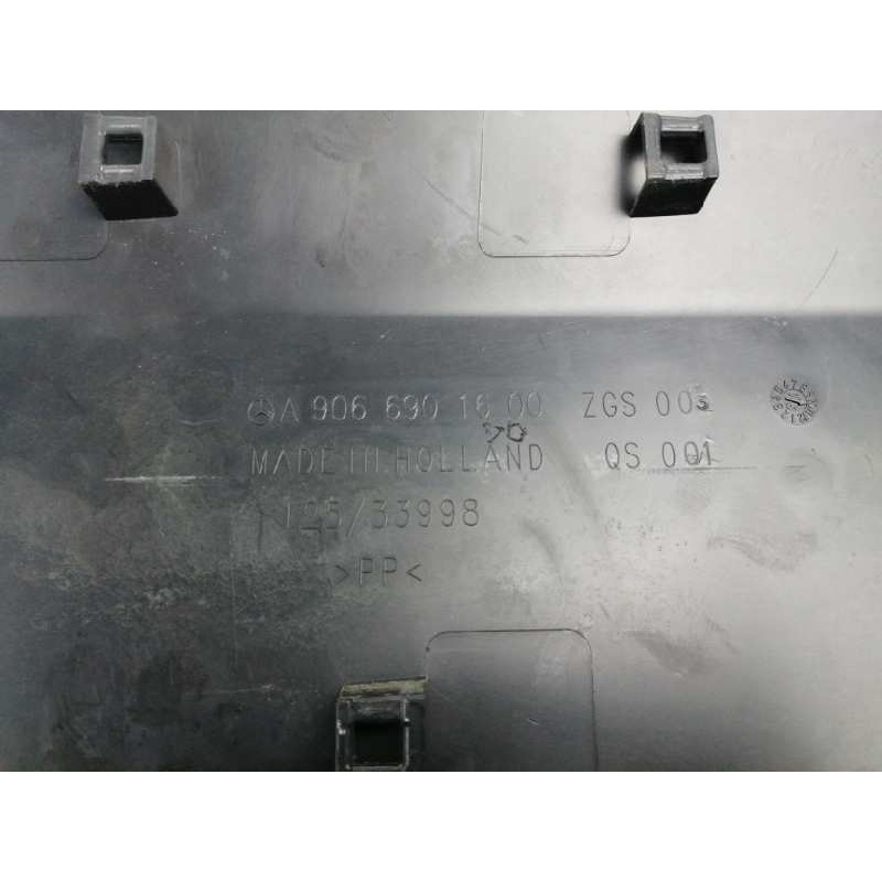 MOLDURA LATERAL TRASERA IZQUIERDA SOPORTE ROTO