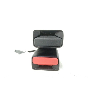 ENGANCHE CINTURON DERECHO 878167711R TRASERO 