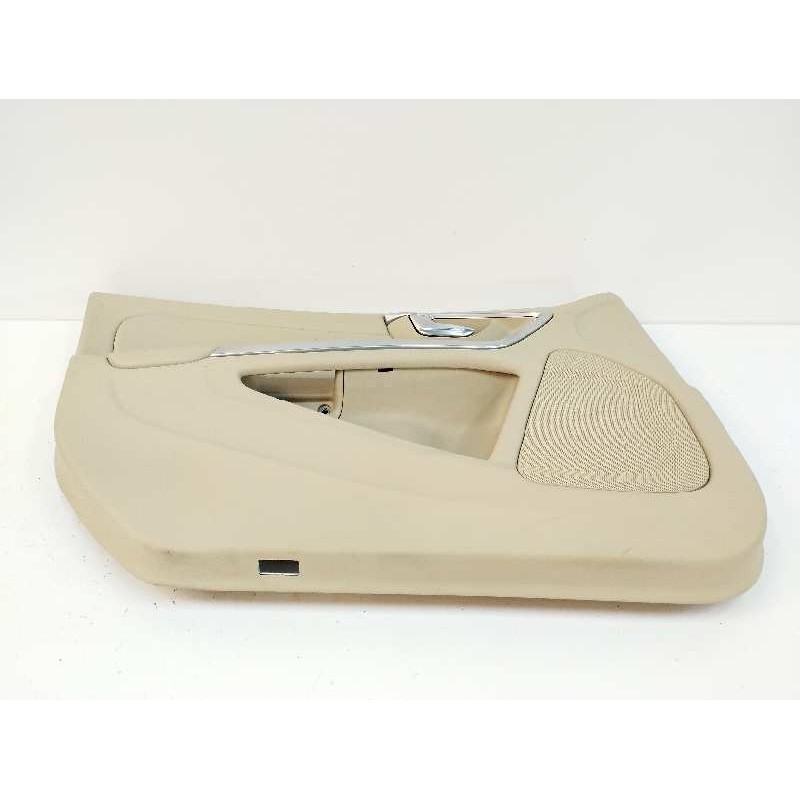 GUARNECIDO PUERTA DELANTERA IZQUIERDA TIENE ALGUNA MARCA 3038209