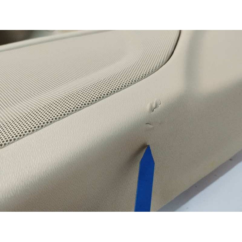 GUARNECIDO PUERTA DELANTERA IZQUIERDA TIENE ALGUNA MARCA 3038209