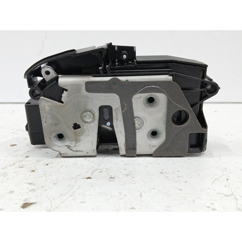 Recambio de cerradura maletero / porton para ford transit courier b460 furgoneta/monovolumen 1.5 ecoblue referencia OEM IAM R2X6