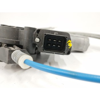 Recambio de elevalunas delantero izquierdo para opel corsa d 1.2 16v lpg referencia OEM IAM FUNDA 13298153 