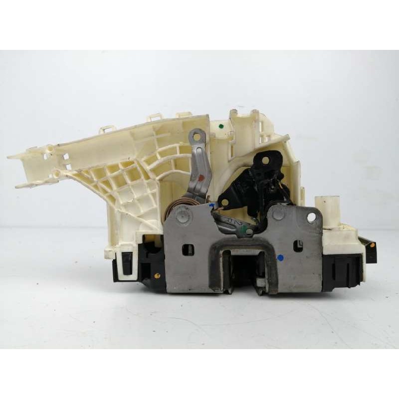 CERRADURA PUERTA DELANTERA DERECHA