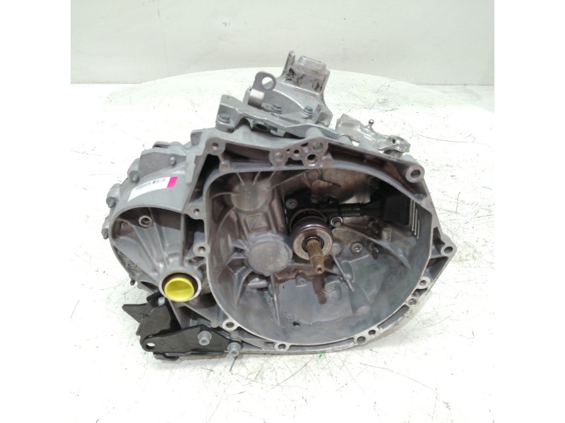 Recambio de caja cambios para peugeot 5008 1.2 12v e-thp referencia OEM IAM 20EA79 106136 KM 