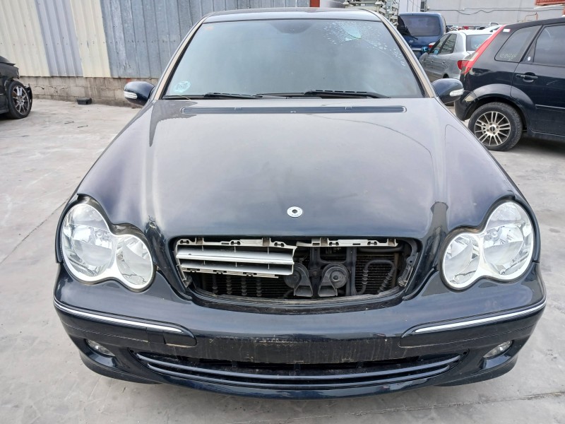 Recambio de carroceria corte para mercedes-benz clase c (w203) berlina 1.8 cat referencia OEM IAM   
