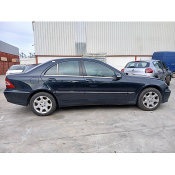 Recambio de carroceria corte para mercedes-benz clase c (w203) berlina 1.8 cat referencia OEM IAM   