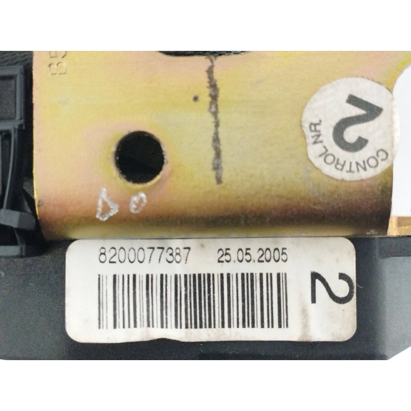 CINTURON SEGURIDAD TRASERO DERECHO