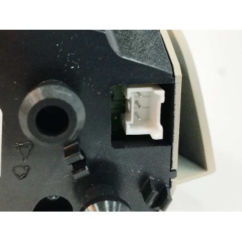 Recambio de mando volante para volvo v60 kombi cross country 2.0 diesel cat referencia OEM IAM 31334502 LADO DERECHO 