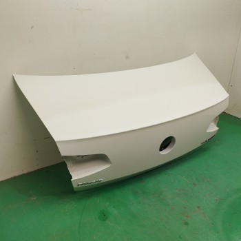 Recambio de tapa maletero para volkswagen passat b8 (3g2, cb2) 1.4 tsi 150 cv referencia OEM IAM 3G5827025A  