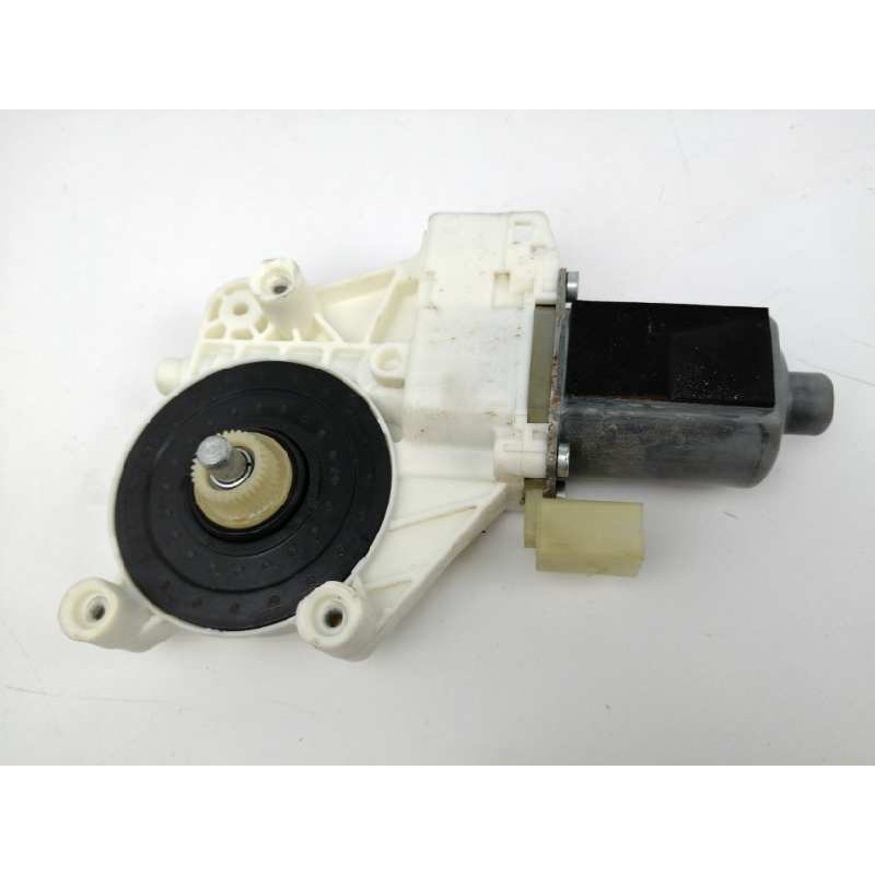 MOTOR ELEVALUNAS DELANTERO IZQUIERDO