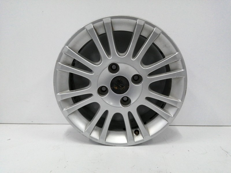 Recambio de llanta para volvo s40 berlina 1.6 cat referencia OEM IAM 30620801 6JX15X44 