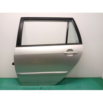 Recambio de puerta trasera izquierda para toyota corolla station wagon (_e12_) 2.0 d-4d (cde120_) referencia OEM IAM   