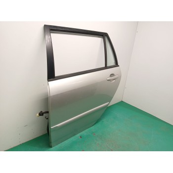 Recambio de puerta trasera izquierda para toyota corolla station wagon (_e12_) 2.0 d-4d (cde120_) referencia OEM IAM   
