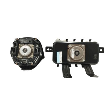 Recambio de salpicadero para hyundai tucson 1.6 cat referencia OEM IAM 84711D7000 56900D7000 84530D3000