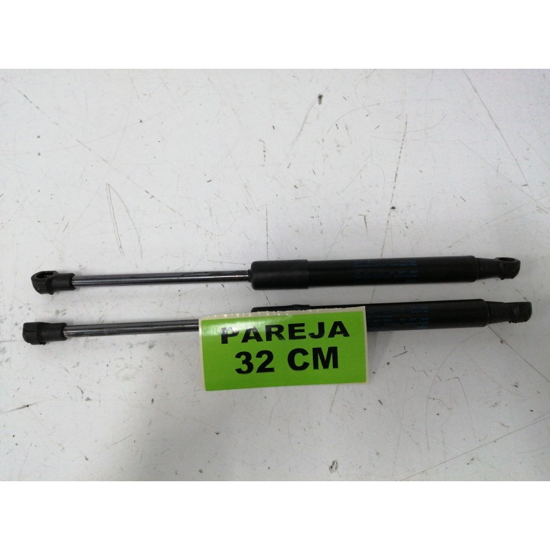 Recambio de amortiguadores maletero / porton para para varios modelos referencia OEM IAM 32CM  