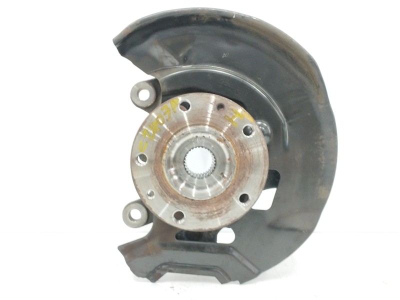Recambio de mangueta delantera izquierda para renault kadjar 1.3 tce referencia OEM IAM 400154EA0A  