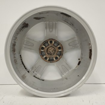 Recambio de llanta para toyota corolla verso (r1) 2.2 d-cat referencia OEM IAM 426110F080 7JJX17CH ET45 5H 5X115