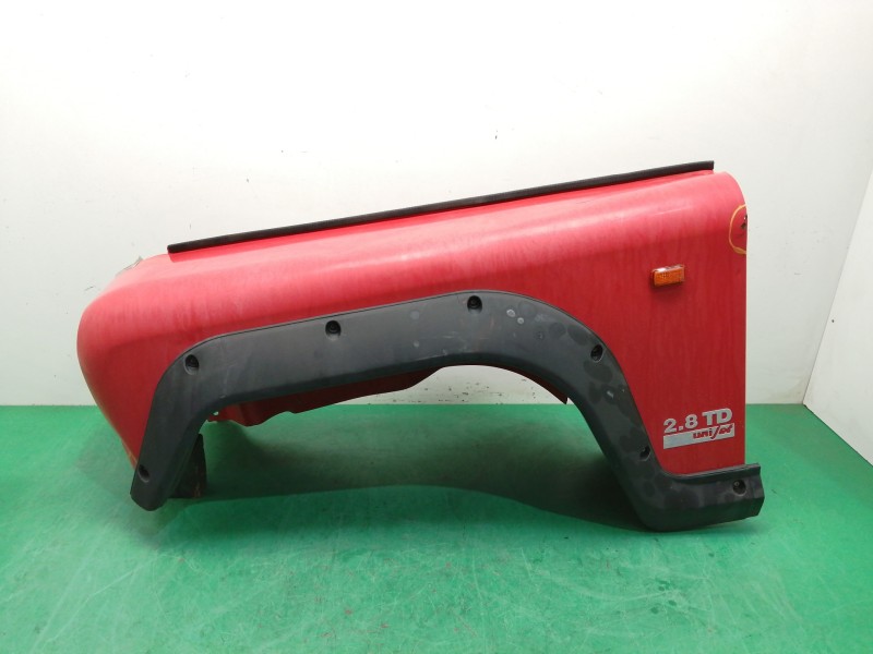 Recambio de aleta delantera izquierda para suzuki ps 10 santana anibal 2.8 d referencia OEM IAM  OBSERVAR FOTOS NECESITA REPARAC