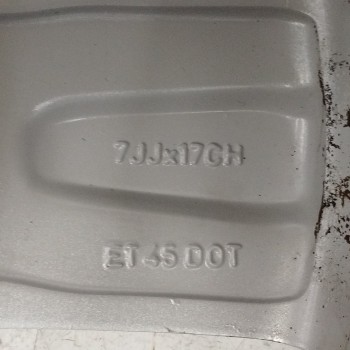 Recambio de llanta para toyota corolla verso (r1) 2.2 d-cat referencia OEM IAM 426110F080 7JJX17CH ET45 5H 5X115