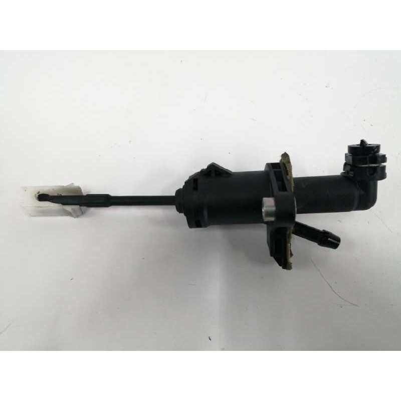 Recambio de bomba embrague para seat ibiza (6j5) 1.6 16v referencia OEM IAM 6R0721388  