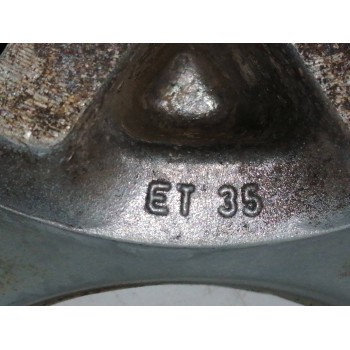 Recambio de llanta para kia carnival 2.9 turbodiesel cat referencia OEM IAM  6,5JX15H2 ET35 