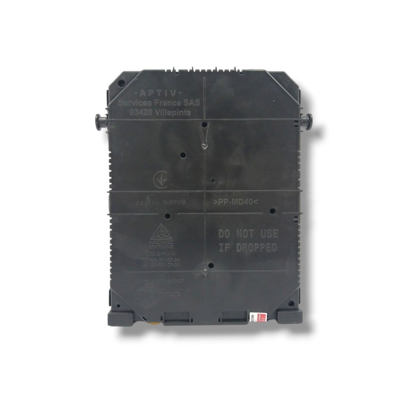 CAJA RELES / FUSIBLES