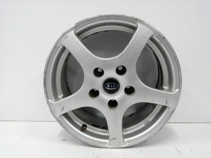 Recambio de llanta para kia carnival 2.9 turbodiesel cat referencia OEM IAM  6,5JX15H2 ET35 