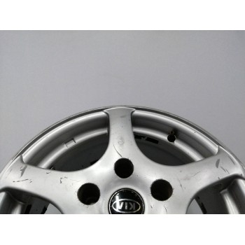 Recambio de llanta para kia carnival 2.9 turbodiesel cat referencia OEM IAM  6,5JX15H2 ET35 