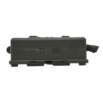 Recambio de caja reles / fusibles para volvo v40 1.6 diesel cat referencia OEM IAM AV6T14K131AB  