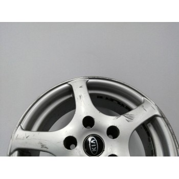 Recambio de llanta para kia carnival 2.9 turbodiesel cat referencia OEM IAM  6,5JX15H2 ET35 