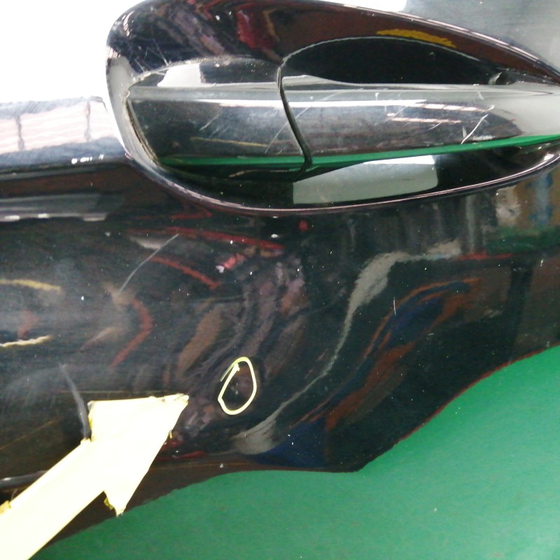 PUERTA TRASERA DERECHA OBSERVAR FOTOS