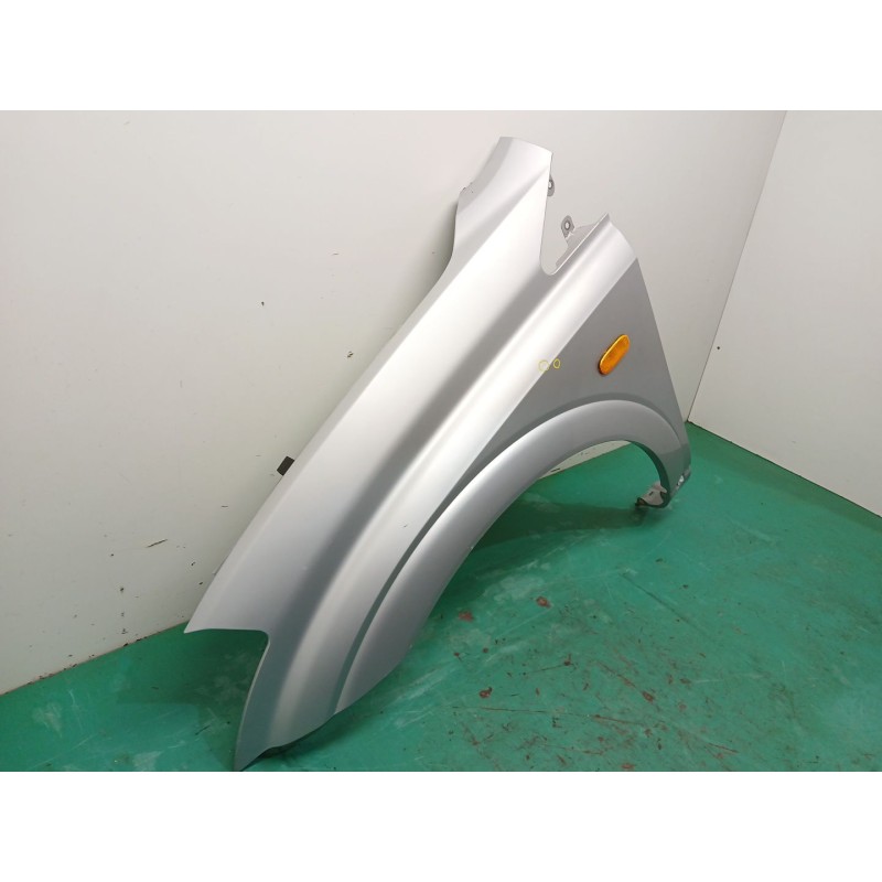 ALETA DELANTERA IZQUIERDA 5181108C00