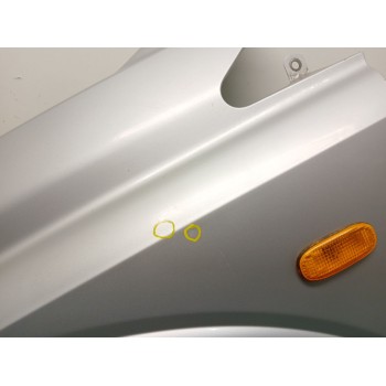 Recambio de aleta delantera izquierda para ssangyong kyron 2.0 xdi referencia OEM IAM 5181109100 5181108C00 