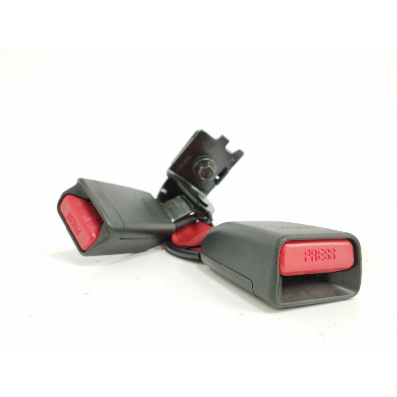 Recambio de enganche cinturon derecho para hyundai kona 1.0 tgdi cat referencia OEM IAM  TRASERO 