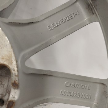 Recambio de llanta para smart fortwo coupe 0.7 cc referencia OEM IAM 0015426V001 4,0JX15H2 ET27 3H 3X135